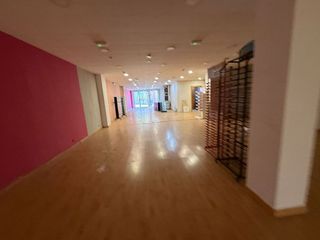 Local comercial en alquiler en Eixample en Mataró