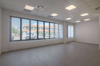 Oficina en alquiler en Sant Just Desvern