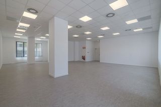 Oficina en alquiler en Sant Just Desvern