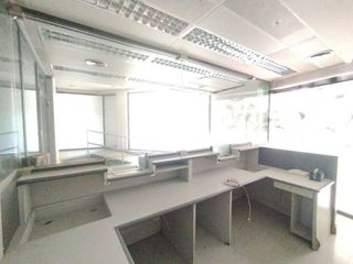 Local comercial en alquiler en Montigalà -Sant Crist en Badalona