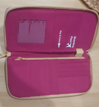 Cartera porta documentos viaje rosa lunares