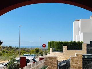 Casa pareada en venta en Cala de Finestrat en Finestrat