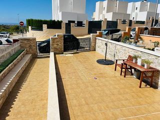 Casa pareada en venta en Cala de Finestrat en Finestrat