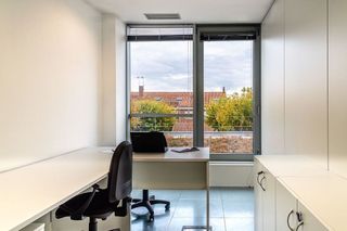 Oficina en alquiler en Fuentebella-San Felix-El Leguario en Parla