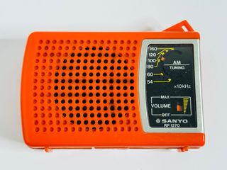 Radio Portátil Sanyo RP 1270 Naranja
