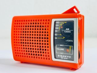 Radio Portátil Sanyo RP 1270 Naranja