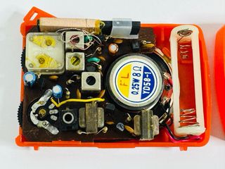 Radio Portátil Sanyo RP 1270 Naranja