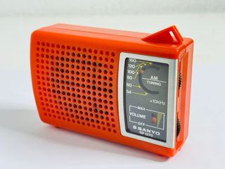 Radio Portátil Sanyo RP 1270 Naranja