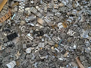 Oltre 5kg pezzi ricambio orologi metallo