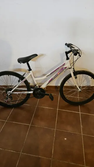 Bicicleta Biocycle 24 Blanca