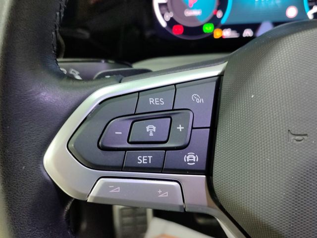 VOLKSWAGEN Golf Life 2.0 TDI DSG