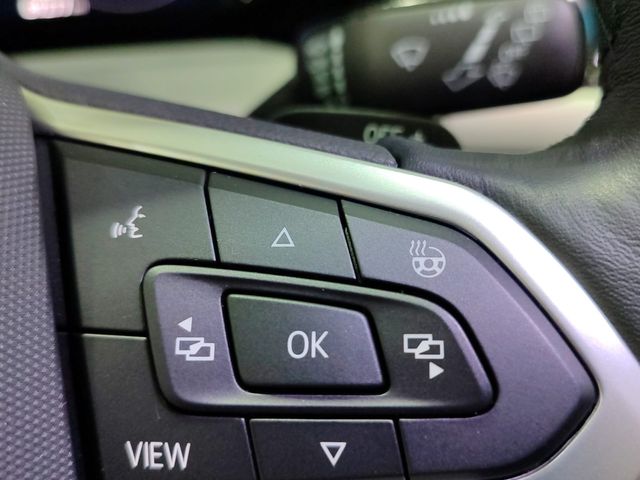 VOLKSWAGEN Golf Life 2.0 TDI DSG