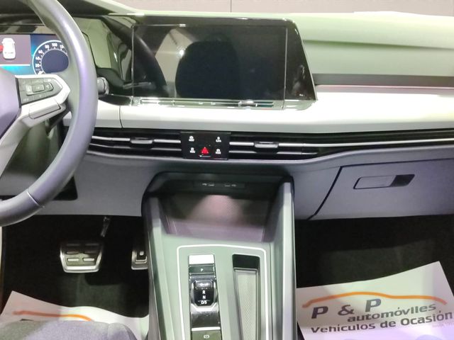 VOLKSWAGEN Golf Life 2.0 TDI DSG