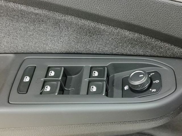 VOLKSWAGEN Golf Life 2.0 TDI DSG