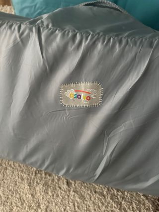 Cuna de viaje con colchón