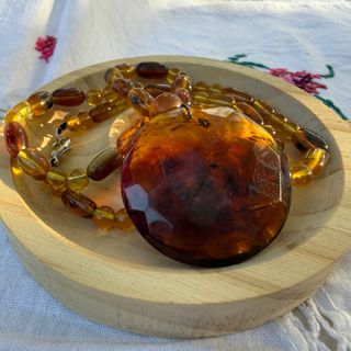 Collar de ámbar natural