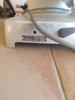 Cortadora de fiambres MOEBA