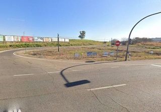 Terreno en venta en Ctra de Sevilla - Ronda sur en Badajoz