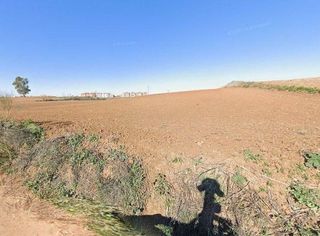 Terreno en venta en Ctra de Sevilla - Ronda sur en Badajoz