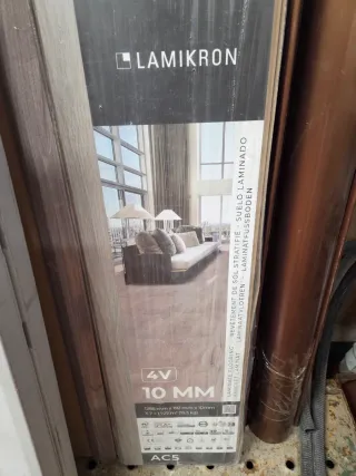 Cajas de suelo laminado Lamikron 10mm AC5