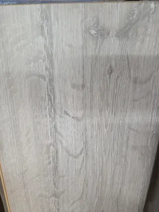 Cajas de suelo laminado Lamikron 10mm AC5