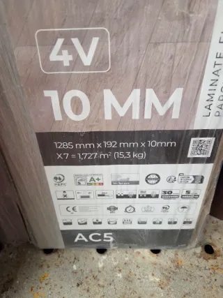 Cajas de suelo laminado Lamikron 10mm AC5