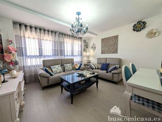 Ático en venta en Linares