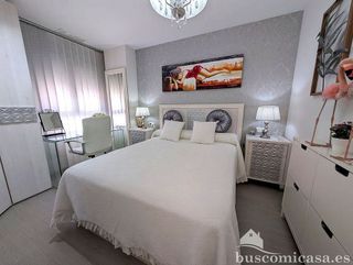 Ático en venta en Linares