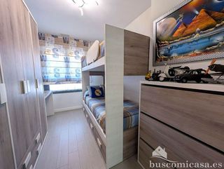 Ático en venta en Linares