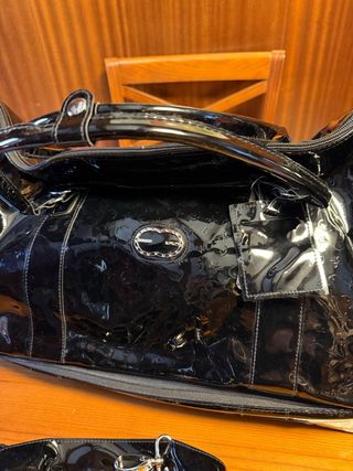 Bolso de viaje charol brillante negro
