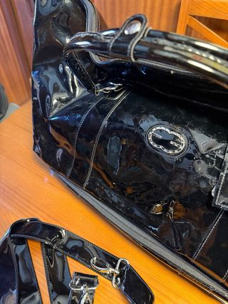 Bolso de viaje charol brillante negro