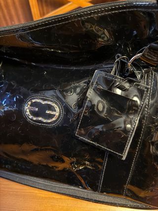 Bolso de viaje charol brillante negro