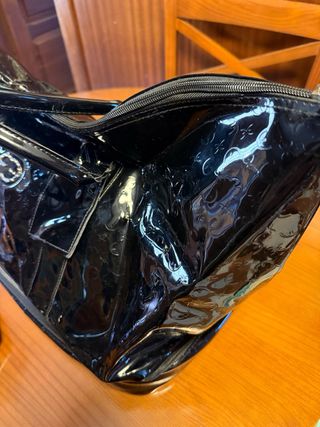 Bolso de viaje charol brillante negro