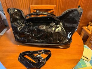 Bolso de viaje charol brillante negro
