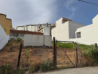 Terreno en venta en La Granja-La Colina-Los Pastores en Algeciras