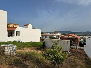 Terreno en venta en La Granja-La Colina-Los Pastores en Algeciras