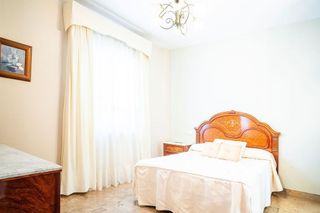 Casa adosada en venta en Úbeda