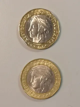 2 monete 1000 lire 1997 Confini errati e corretti