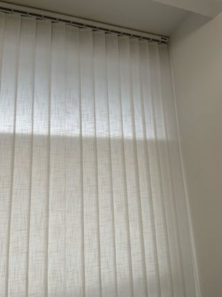 Cortina, estor vertical de lamas