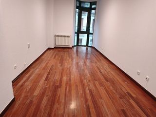 Piso en alquiler en Centro en Gijón