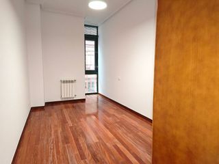 Piso en alquiler en Centro en Gijón