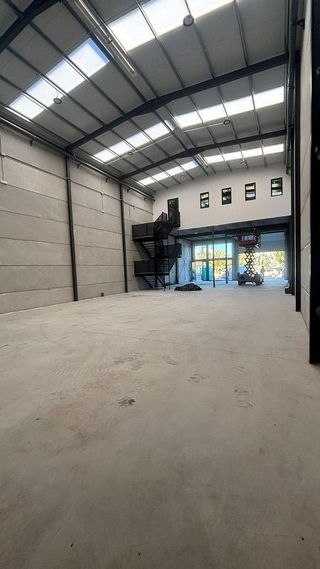 Nave industrial en alquiler en Massanassa