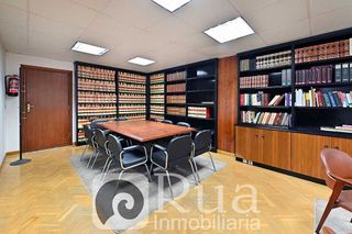 Oficina en alquiler en Ensanche en Coruña (A)