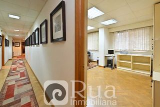 Oficina en alquiler en Ensanche en Coruña (A)