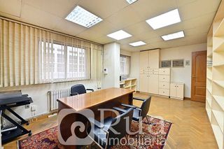 Oficina en alquiler en Ensanche en Coruña (A)