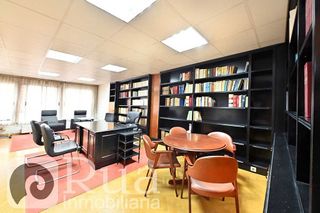 Oficina en alquiler en Ensanche en Coruña (A)