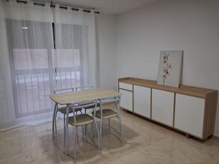 Piso en alquiler en Centro - Sagrario en Granada