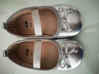 Manoletinas plateadas H.M Talla 20/21