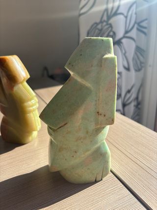 Moái Piedra Natural Serpentina