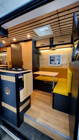 Camper con menos de 2 años  L4H2 Mercedes Sprinter